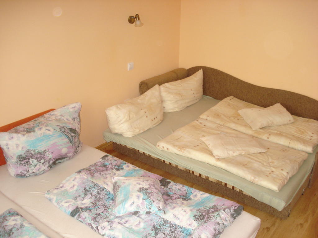 Sunshine Apartment Hajdúszoboszló Extérieur photo